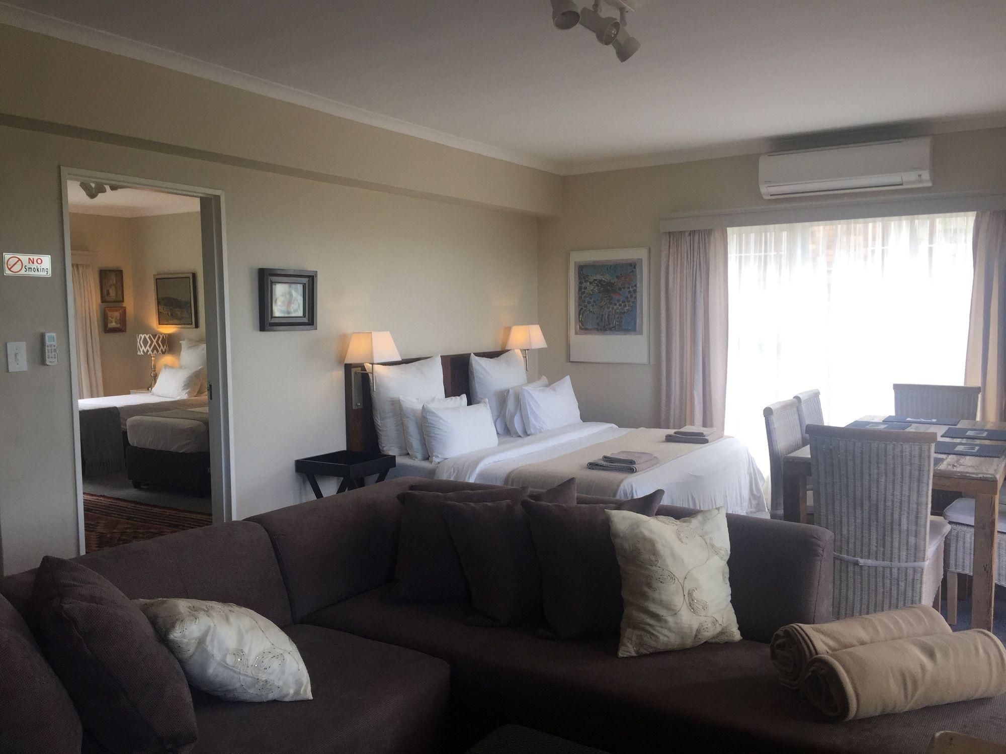 78On5Th In Hermanus Exterior photo